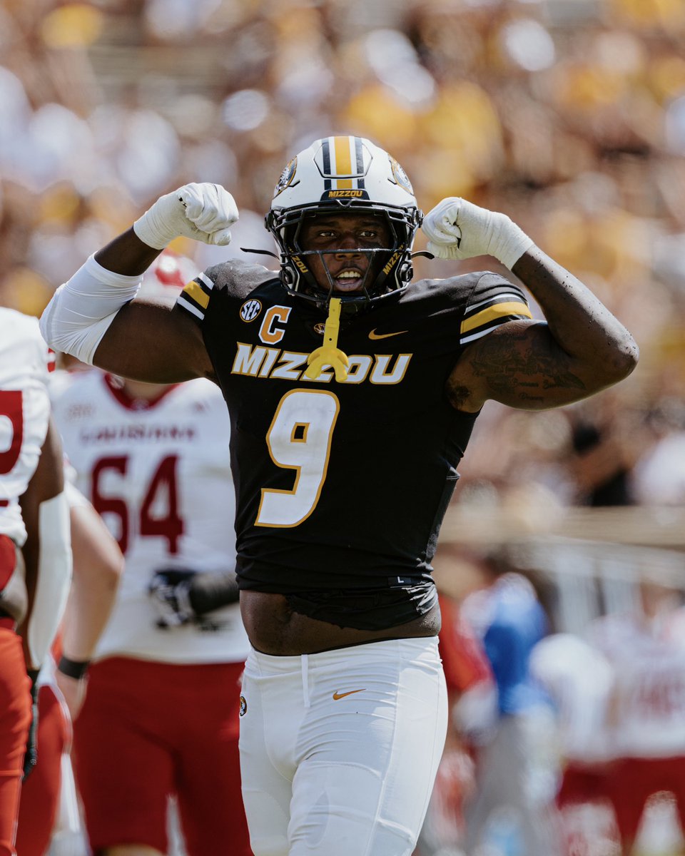 Mizzou Football (@mizzoufootball) on Twitter photo 💪 <a href="/ZionReese3/">Zion Young</a> 💪
#MIZ | #STP 💪 <a href="/ZionReese3/">Zion Young</a> 💪
#MIZ | #STP