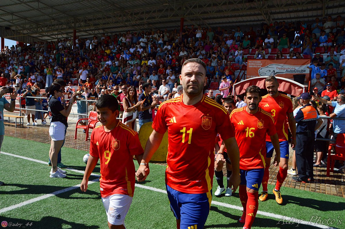 🇪🇸⚽️ ¡Leyendas España en <a href="/Alcala_la_Real/">Alcalá la Real</a>!

🙌 Eternamente agradecidos por la acogida en un fin de semana inolvidable.

❤️ ‘Manolín’ siempre estará en nuestros corazones.
