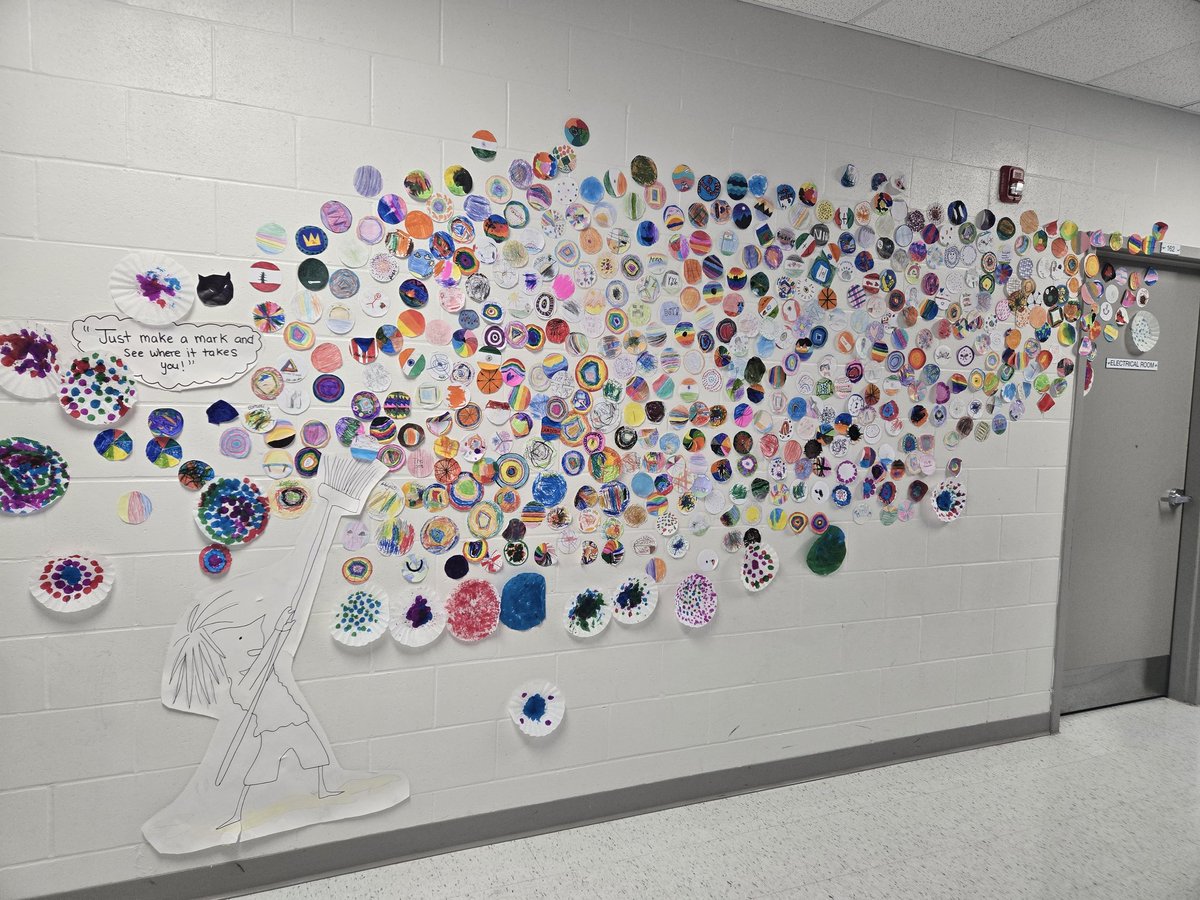 Make a mark and see where it takes you! Happy International Dot Day <a href="/BernadetteOCSB/">St Bernadette OCSB</a> @peterhreynolds <a href="/ocsbArts/">OCSB Arts</a>