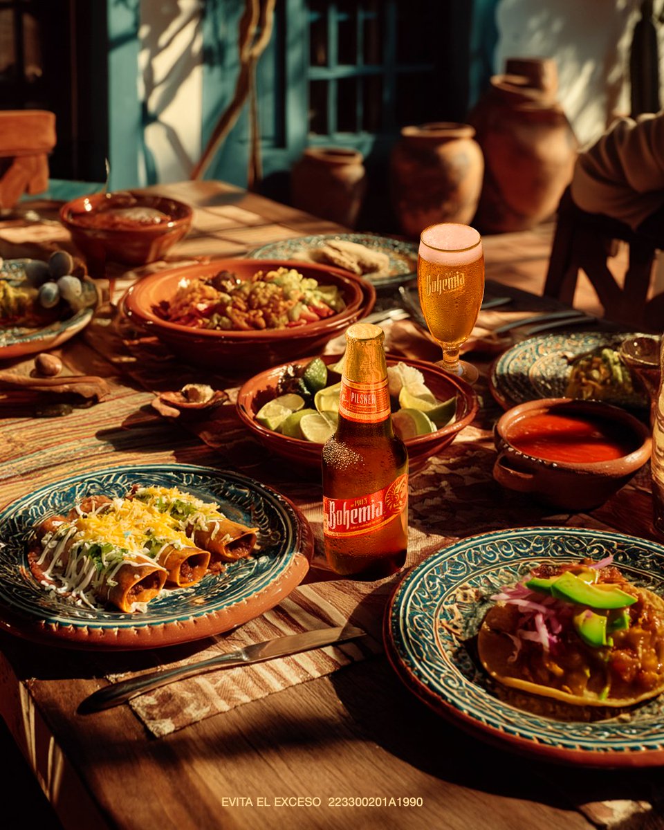 BohemiaMx's tweet photo. Porque las mejores mesas siempre saben nuestro país ✨ Abrimos hilo de nuestros platillos para esta ocasión 🍻 #MesasMásBohemias

Empezamos nosotros 🙂‍↕️ https://t.co/ZkfBPhDjYz