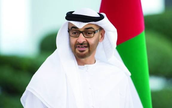 bntalkuwait22's tweet image. #خليجنا_واحد 

اللاعب الكبير فتحي كميل في أبو ظبي للعلاج وهو احد نجوم العصر الذهبي لكرة القدم الكويتية .. 

وطبعا عيال زايد الخير لم يتركوه لحظه واحده وكل يوم يزوره مجموعة من اصحاب القلوب الطيبة 
لترسم الابتسامة على شفاهه .

كل الشكر لسمو الشيخ محمد بن زايد الله يحفظه
 على رعايته…