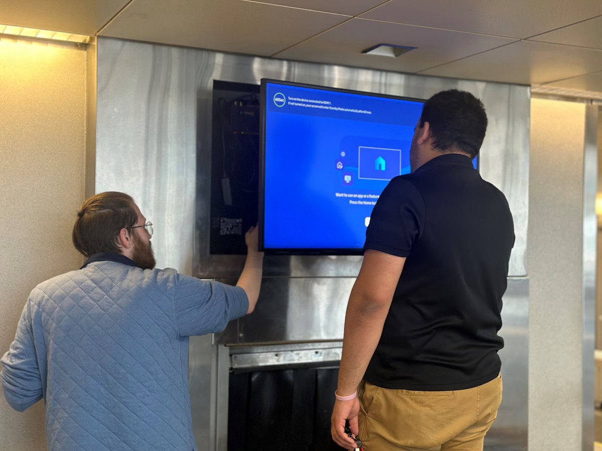 JacksonAirports's tweet photo. Today we celebrate our incredible IT team on #NationalITProsDay! 💻✈️
Behind the scenes, they keep our systems running, secure, and innovative—powering safe, seamless travel every day.
At JMAA, IT = Innovation & Teamwork. 👏
#Aviation #FlyJAN #ITProfessionals #HKS #JMAA https://t.co/aAODxqCOEa