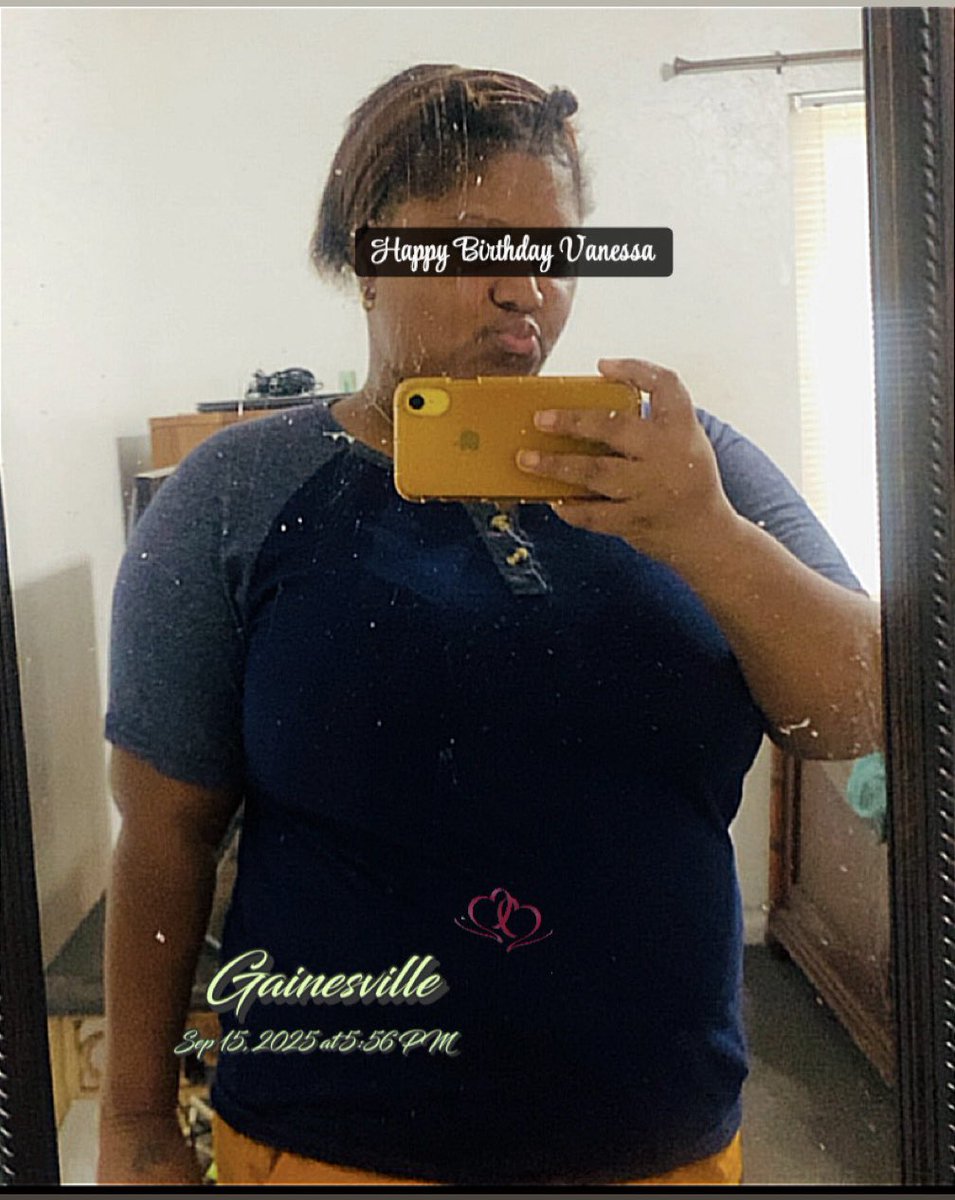 _vanessavayy_'s tweet image. I’m living a Queen💥, Imma die a legend! 🤞🏽🤎
#33baby #Yeahbuddy #foryoupage #mybirthdayistomorrow 😊