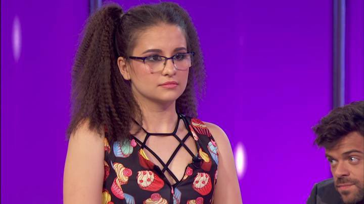 Ella ha decidido hackear el sonido, hackear la app y hacerse su propia gala 0

#OTgala0 #OT2025
