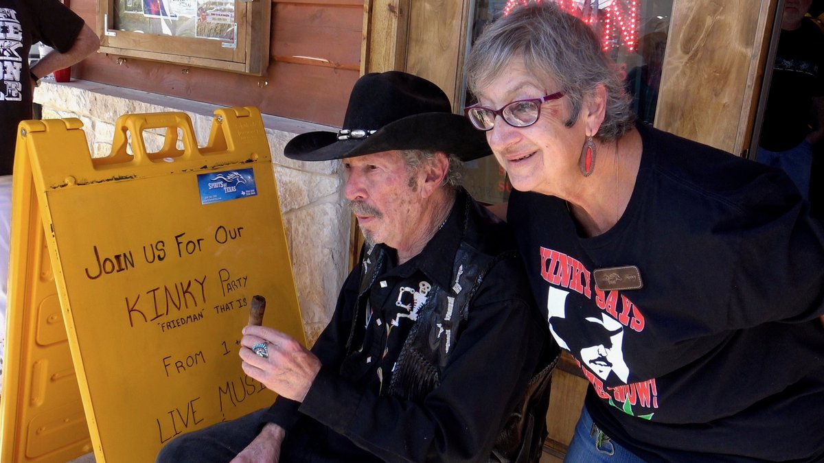 Team Kinky is sending condolences to the family of Nancy Lyons-Harvey. Big loss the city of Bandera and to the Spirit of our Lone Star State. 
youtube.com/watch?v=0f7wG0…
We have linked a video, by Gerry Olert, that truly captures the Spirit of the Spirits of Texas Bandera.