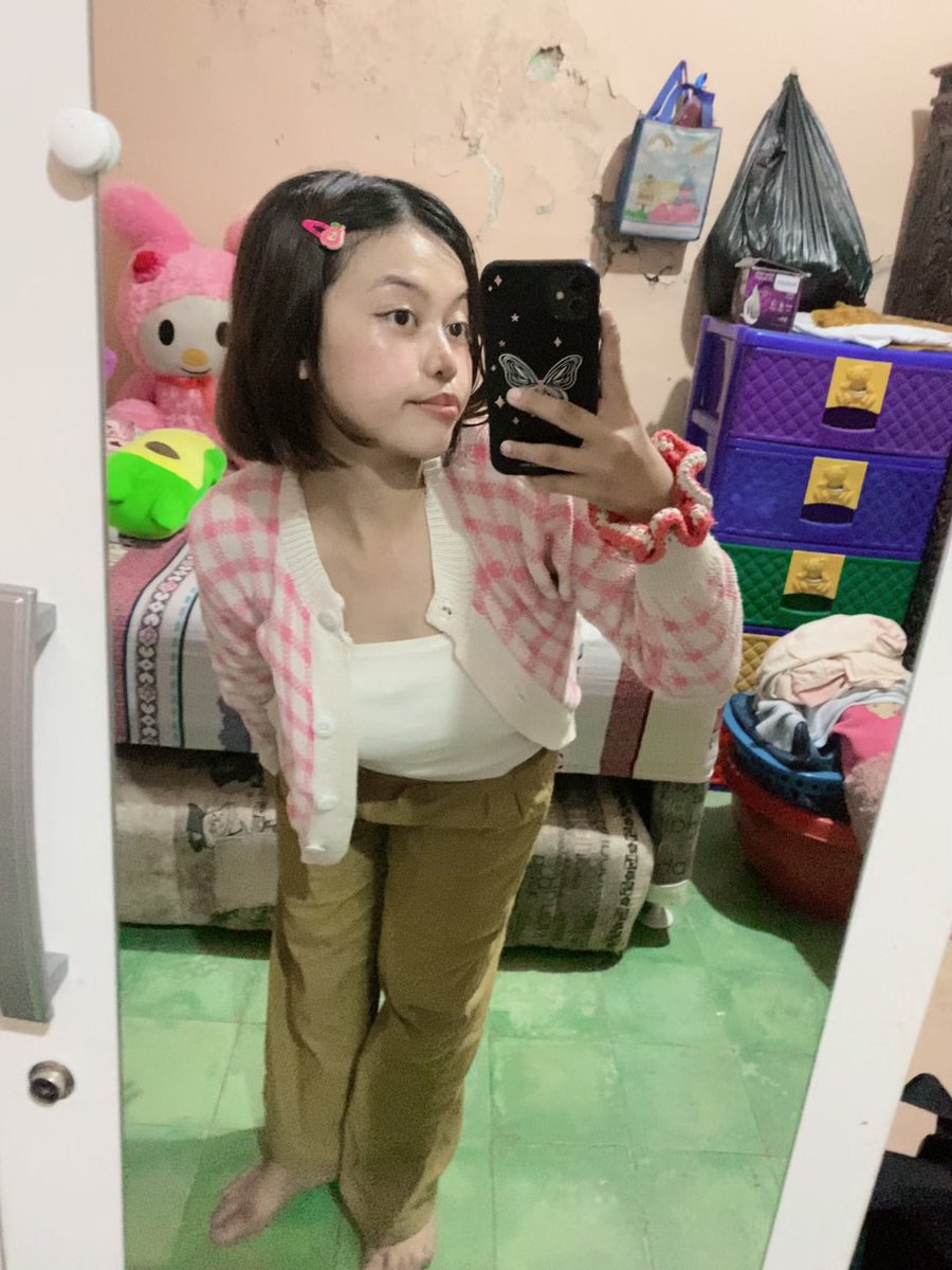 Ava           vs          Owner