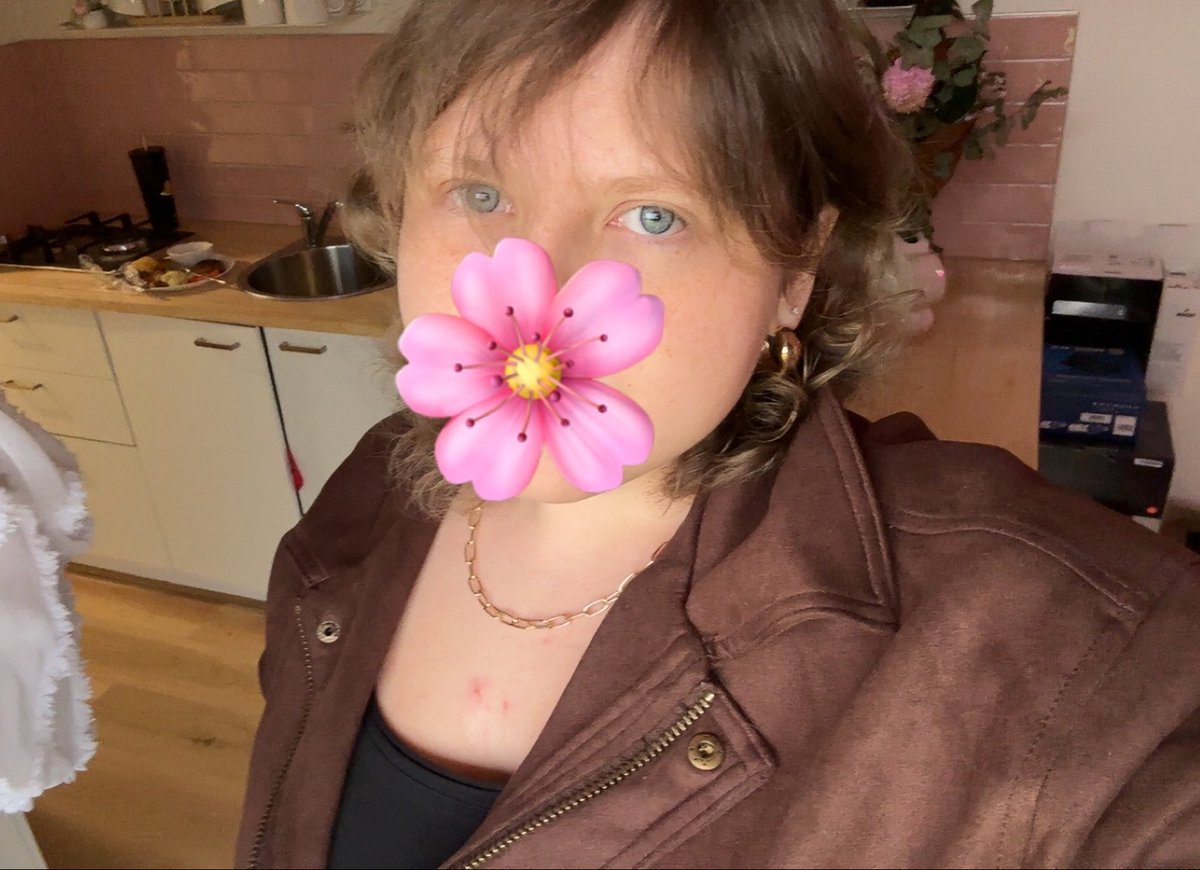 froggy 🌷🐸 magical frog vtuber tweet media