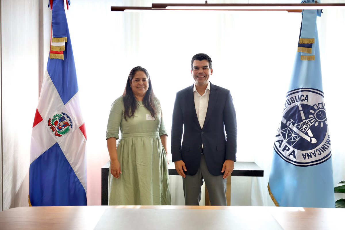 warnaudbisono's tweet photo. Sostuve un encuentro de trabajo con la nueva representante del @BancoMundialLAC en RD, Carolina Rendón, junto a David Michaud, Christophe Prevost y Carmen Amaro.

Dimos seguimiento a la cartera de proyectos y exploramos nuevas oportunidades de colaboración. Seguimos uniendo esfuerzos para garantizar agua potable y saneamiento de calidad a nuestra gente. #SomosINAPA