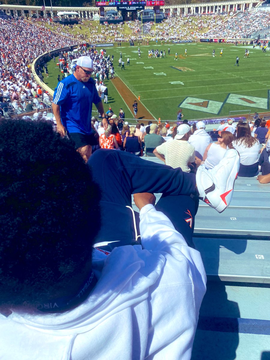 dallasbrannon's tweet image. Thx for the write up @JacquieFran_ 

#UVAStrong

#GoHoos 🔶⚔️🔷