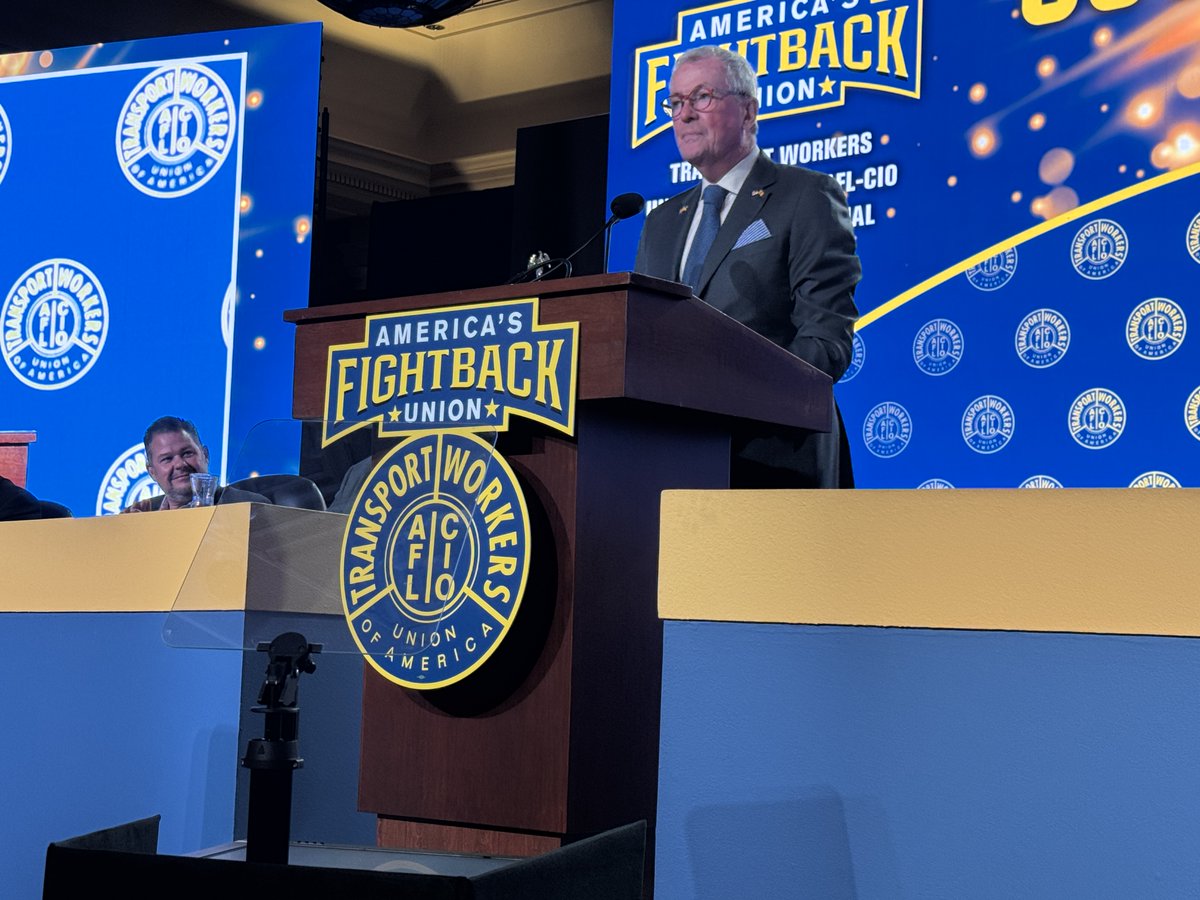 transportworker's tweet photo. .@GovMurphy “There is not a fiercer advocate for organized labor in America today than John Samuelsen” @TwuSamuelsen #TWUFightsback https://t.co/4FdMAk8wVC
