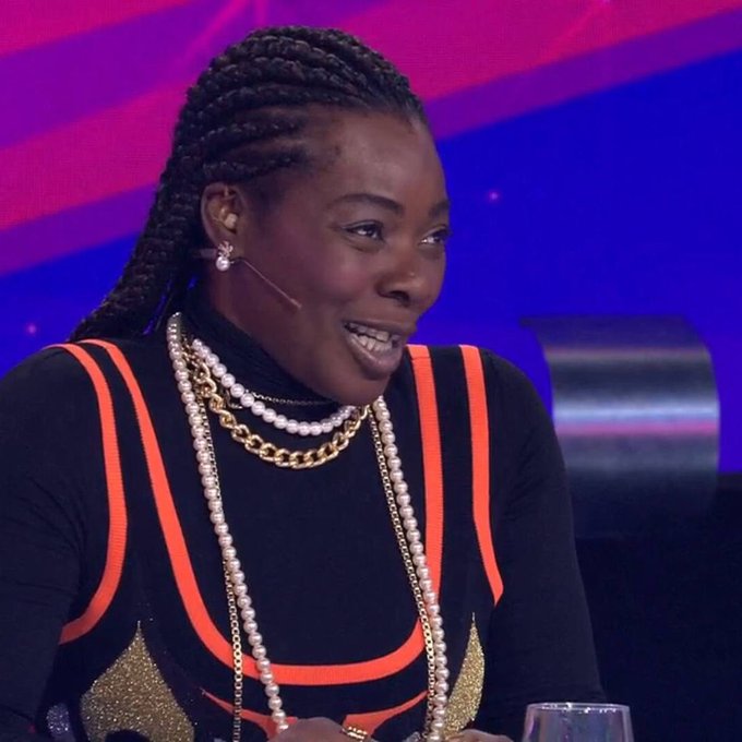 Sam, cariño, ¿no querías estar en un 24 horas? Pues venga que mañana tienes guardia.  #OTGala0