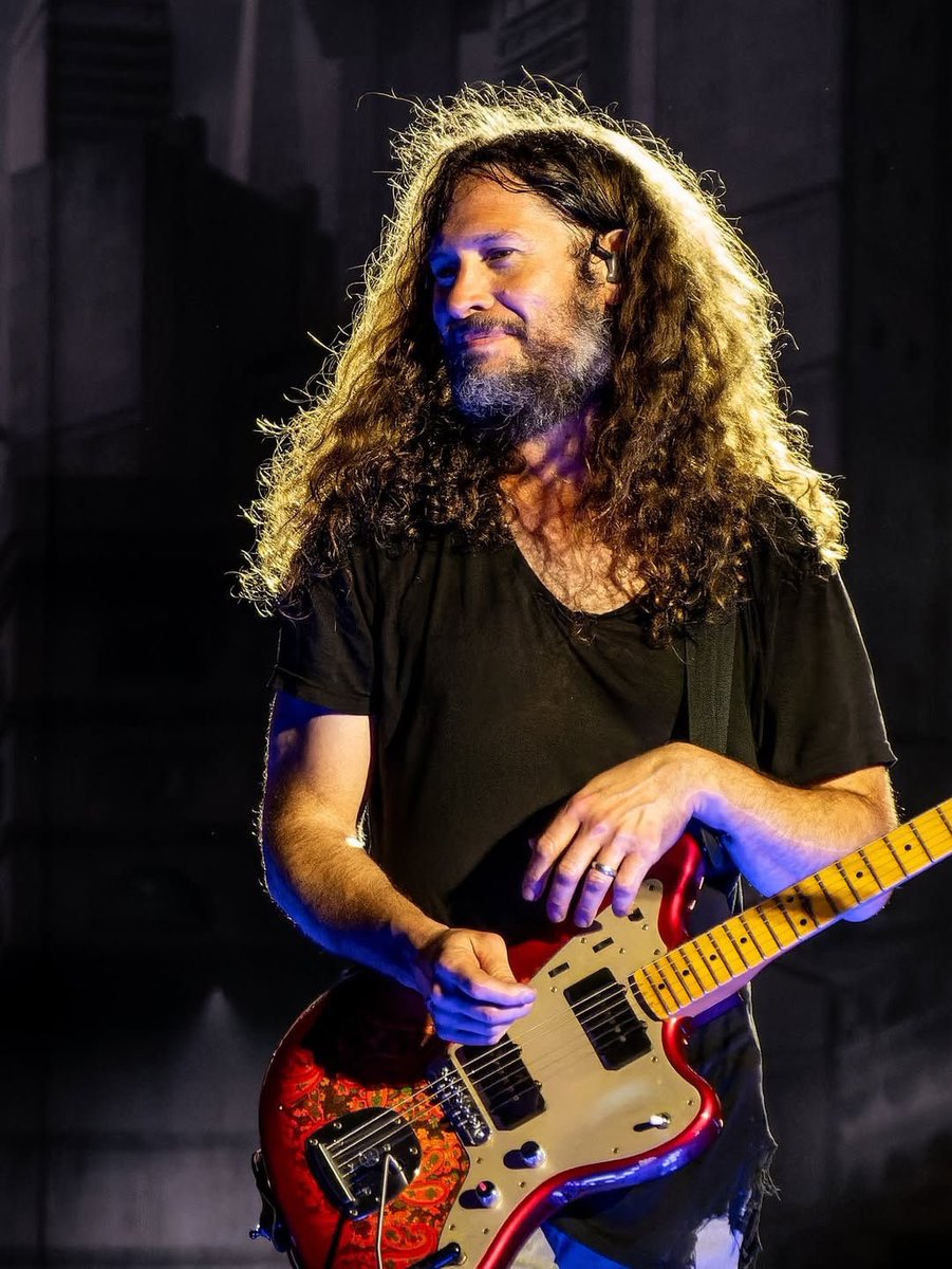 everyone needs to get a lot louder for ray toro RIGHT. NOW.