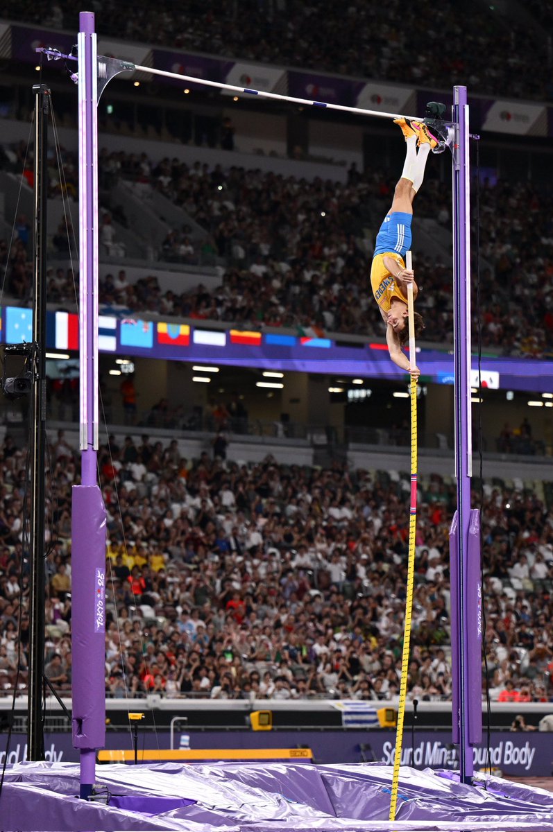 foto spettacolare, #Mondo nello spazio
6.30mt 
#duplantis 
#tokyo2025