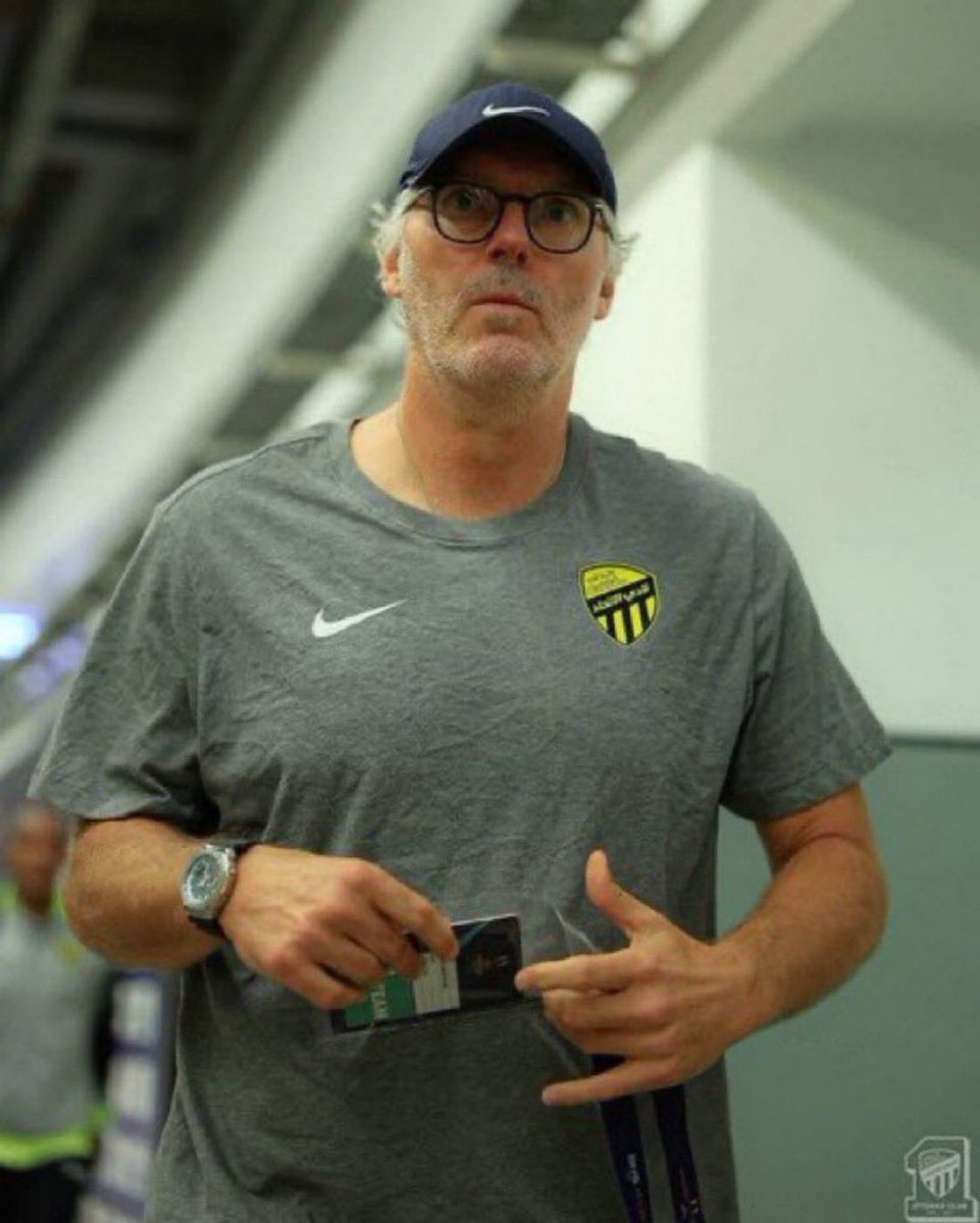 FOUF____'s tweet image. وش السر ان بلان جالس في النادي للان مين المسؤول!!!!!!
 #اطرد_بلان_يا_سندي