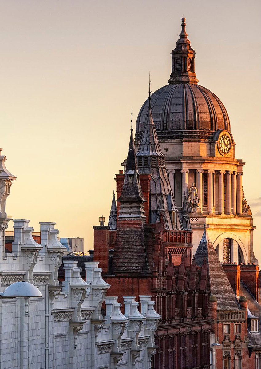 Golden Rooftops 😊

Another image from my exhibition at Nottingham Central Library, on til the 13th November 😊