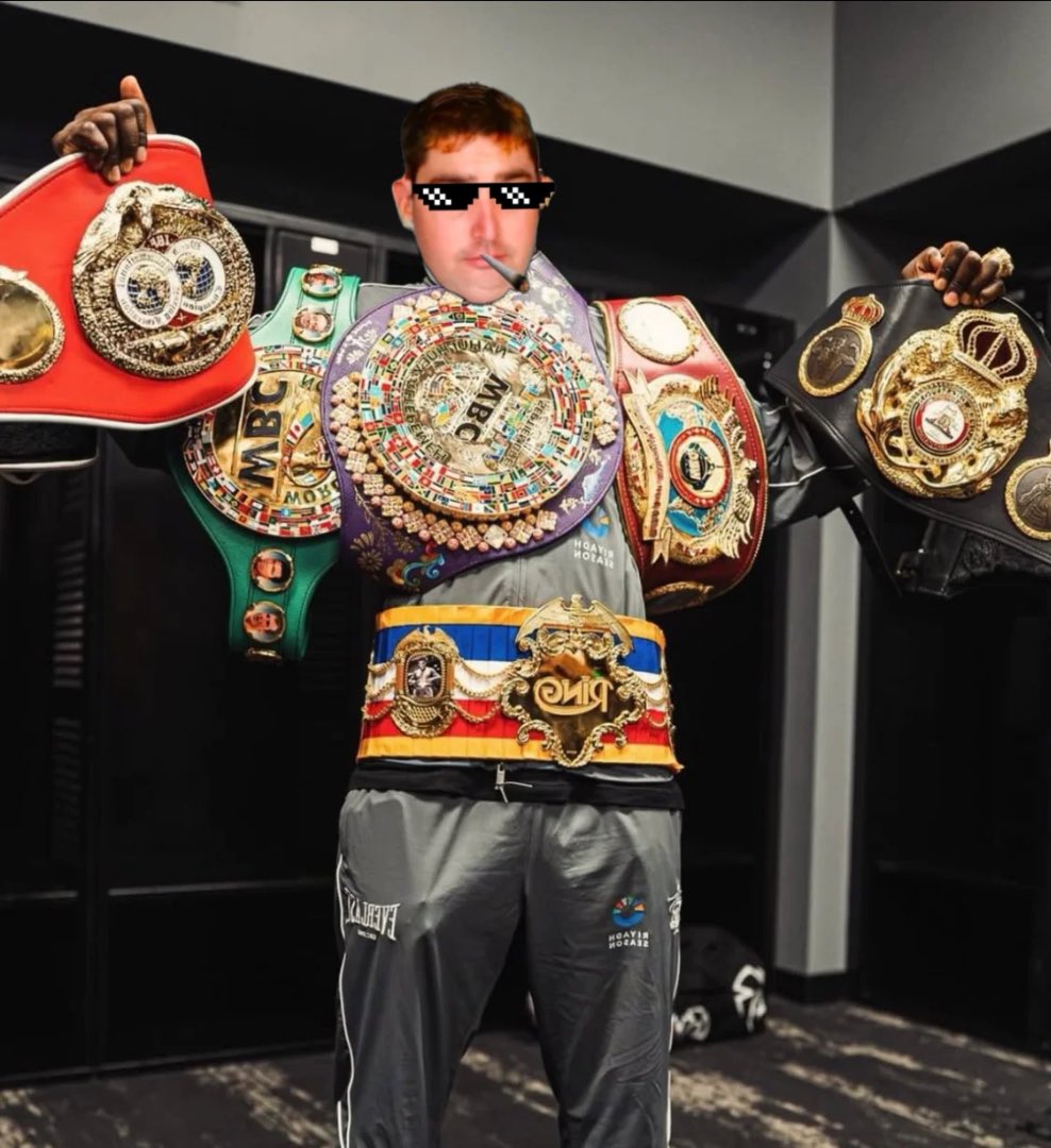 How it feels holding $GME

Shoutout D Squad 
🩳🏴‍☠️☠️