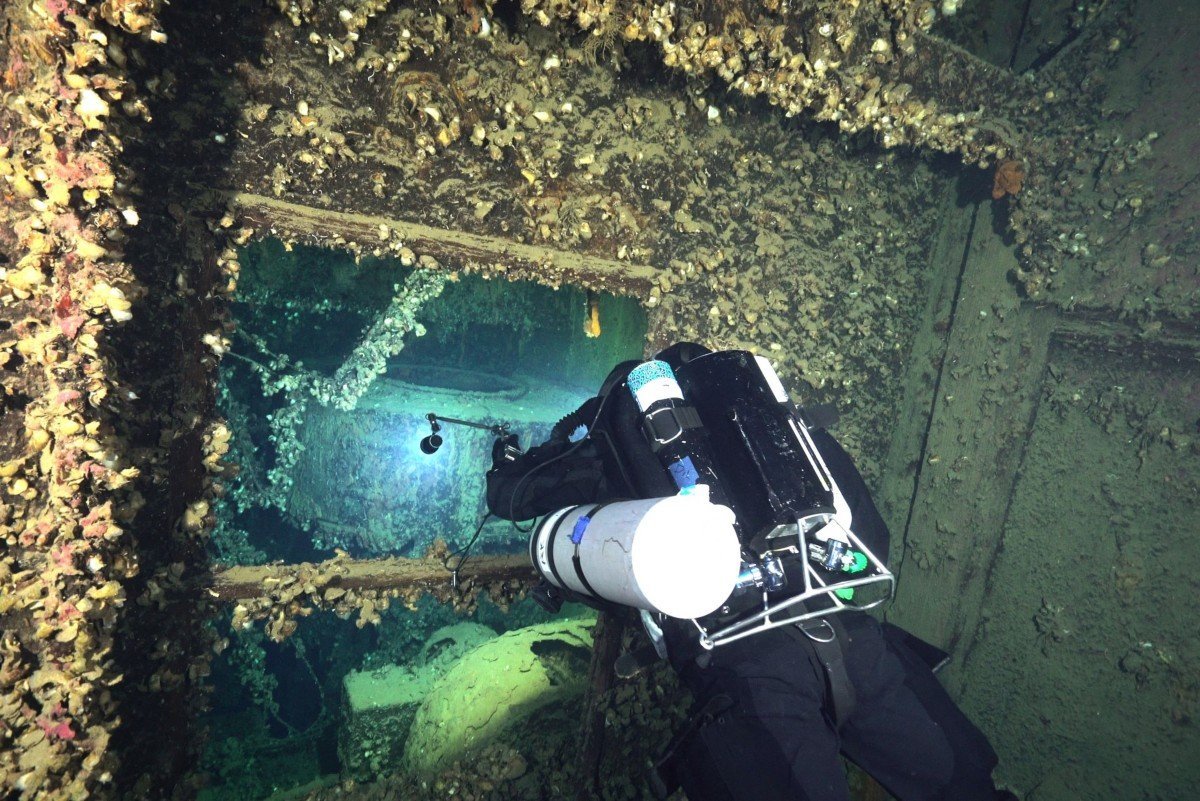 001Xtasy's tweet photo. HISTORY MADE: First objects recovered from the Titanic’s sister ship in Greece! ⚓️🌊
A rare glimpse into maritime history has just been unlocked. ⏳✨
#Titanic #MaritimeHistory #ShipwreckDiscovery #Greece #HistoricFinds #OceanSecrets #TitanicsSisterShip https://t.co/IoUW1SujcK