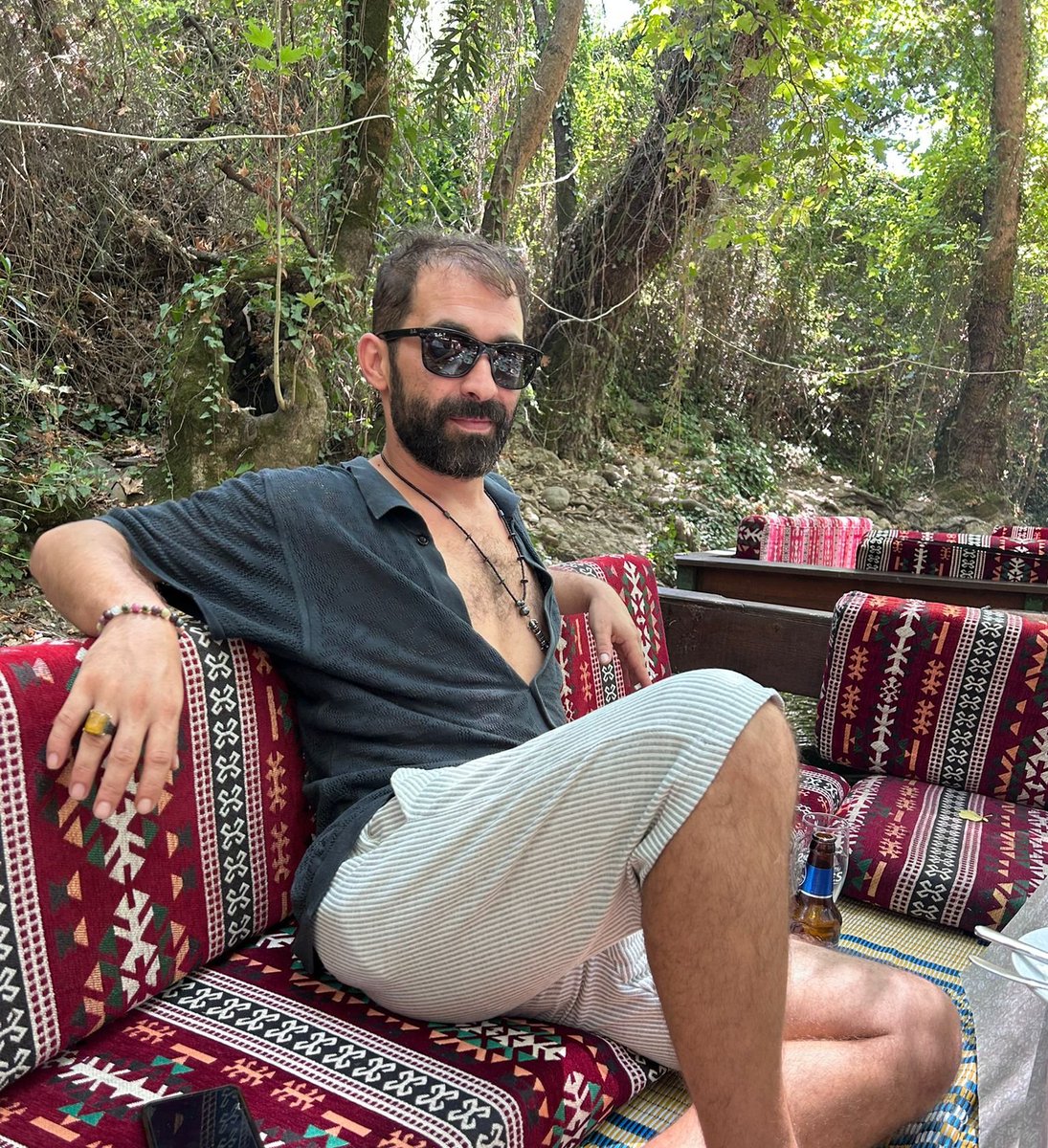 Böyle okkalı helalleşmeler var helali olmayacak.