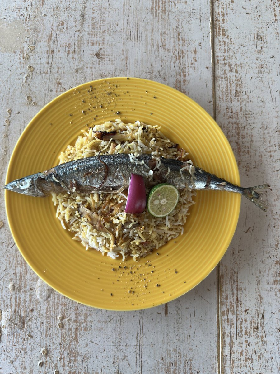 biryaniyuko's tweet photo. 秋刀魚ビリヤニ神だから食べに来て🐟
ライタの代わりに大根おろしがつきます。 https://t.co/LOhqI31cQU