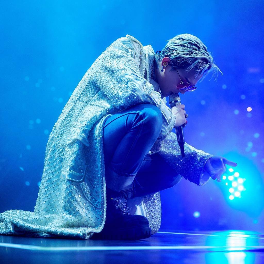 LH VIII VIII tweet media