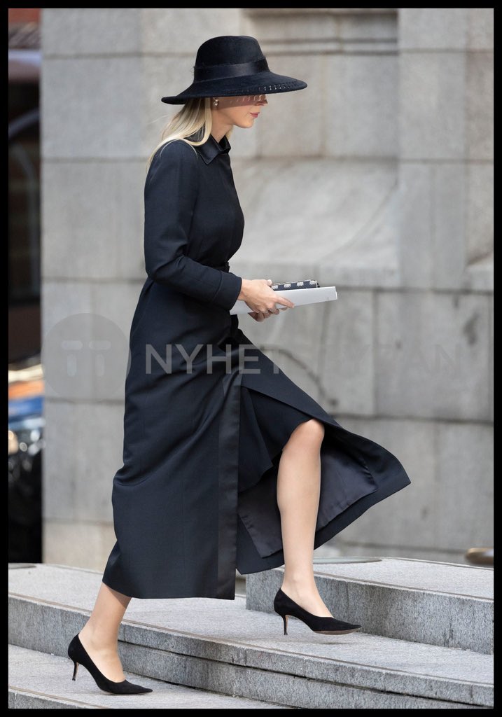 sarahdiaryz's tweet photo. Lady Gabriella Kingston arrives at Westminster Cathedral for her late aunt, The Duchess of Kent today
📸 Stephen Lock / i-Images / Polaris https://t.co/FHsEjblw9a