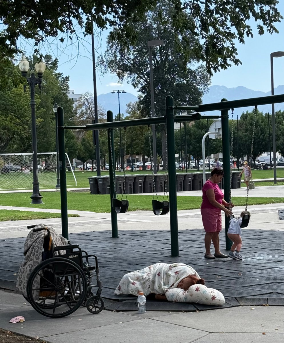 theutahepidemic's tweet photo. Dear world,

Welcome to Utah, where children play next to the passed out drug addicts in the middle of the capital city. 

@slcCouncil @SLCgov @slcmayor @evaforcouncil @AlePuy_SLC @DarinMano @SLCPublicLands @KingForUtah @SLCoMayor @ChiefBrianRedd @slcpd @SimGillDA @SpencerJCox @GovCox @mschultz_12 @clancy4utah @waynenieder @KariLisonbee  @basedmikelee @senmikelee @senjohncurtis @CelesteMaloyUT @RepBlakeMoore @BurgessOwens @KennedyForUtah @RepMikeKennedy @electsandrah @jennifer_plumb @SLCO_Sheriff @saltlakejustice @utahstories @rockyanderson @CityCastSLC @saltlaketom @StephMBurdick @Bill_Tibbitts @BlakeMcClary @LiddyHuntsman 
@amyjhawkins
