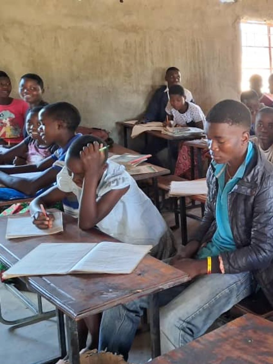 Students at Chisala Primary School got hands-on learning! 🌟 Engaging activities, curious minds, and big smiles—raising awareness and empowering young learners one step at a time. 💡📚 #LearnerSensitization #ChisalaPrimary #YouthEducation