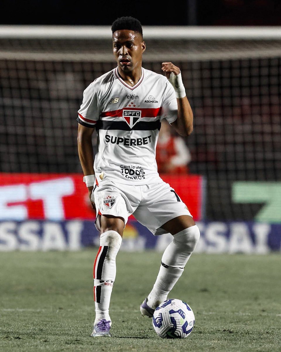 Somos São Paulinos (@somosaopaulinos) on Twitter photo ⚠️ BOAS NOTÍCIAS: Wendell não teve lesão detectada na coxa esquerda e Enzo Díaz já faz tratamento no entorse do tornozelo esquerdo.
Os dois deverão estar a disposição de Hernán Crespo para o duelo contra a LDU.
🗞 <a href="/FelipeGomesRuiz/">Felipe Ruiz</a>
📸 São Paulo FC ⚠️ BOAS NOTÍCIAS: Wendell não teve lesão detectada na coxa esquerda e Enzo Díaz já faz tratamento no entorse do tornozelo esquerdo.
Os dois deverão estar a disposição de Hernán Crespo para o duelo contra a LDU.
🗞 <a href="/FelipeGomesRuiz/">Felipe Ruiz</a>
📸 São Paulo FC