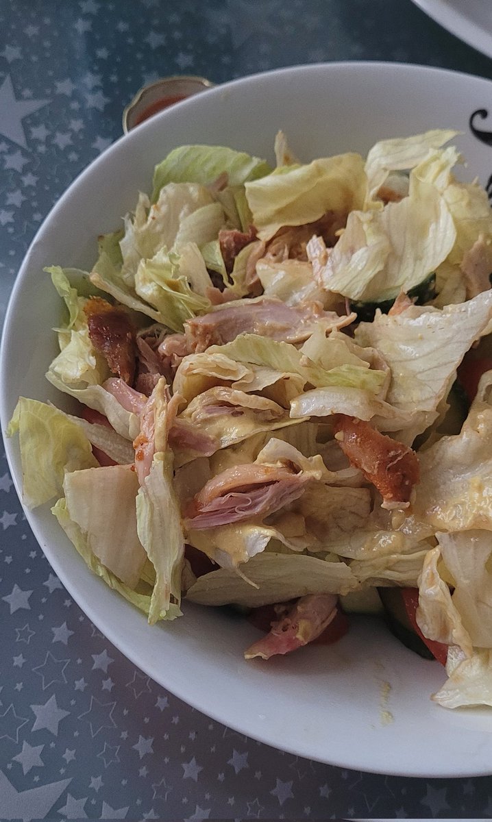 homemade chicken salad or smth idk what I did I haven't eaten since 10am and I ate this at 7pm so yeah I'm so stressed school is starting tmr
