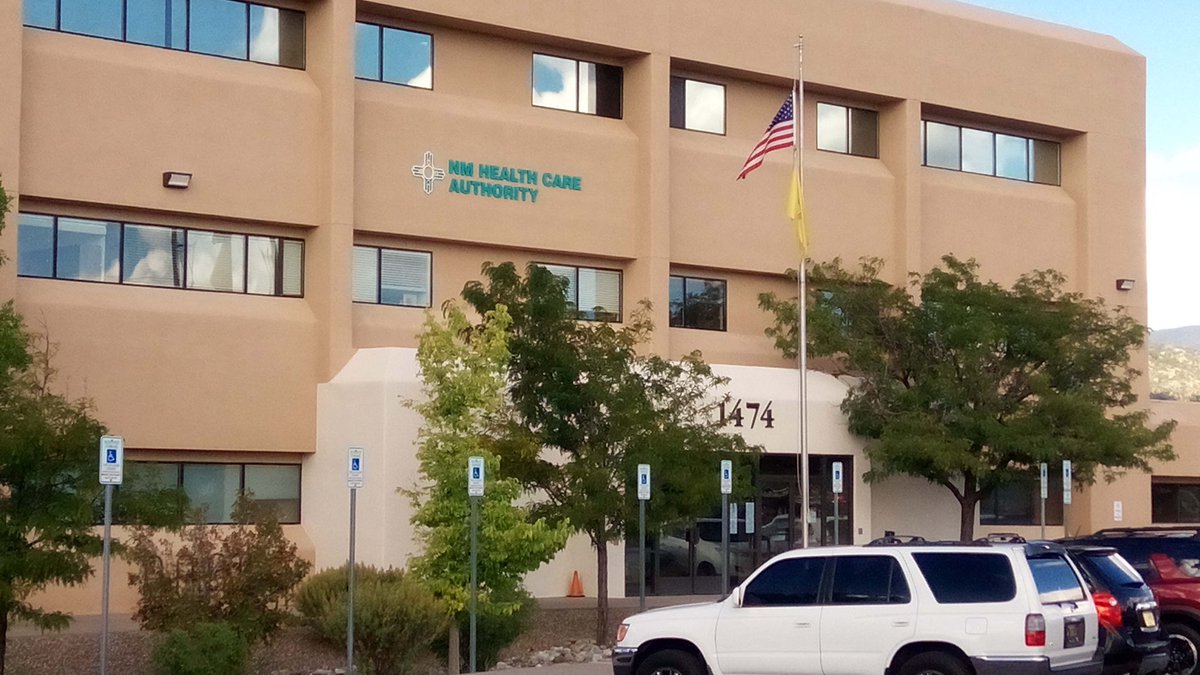 JohnSmithg13e's tweet photo. @FoxNews New Mexico governor’s respect…. https://t.co/SKn7EHj1Xz