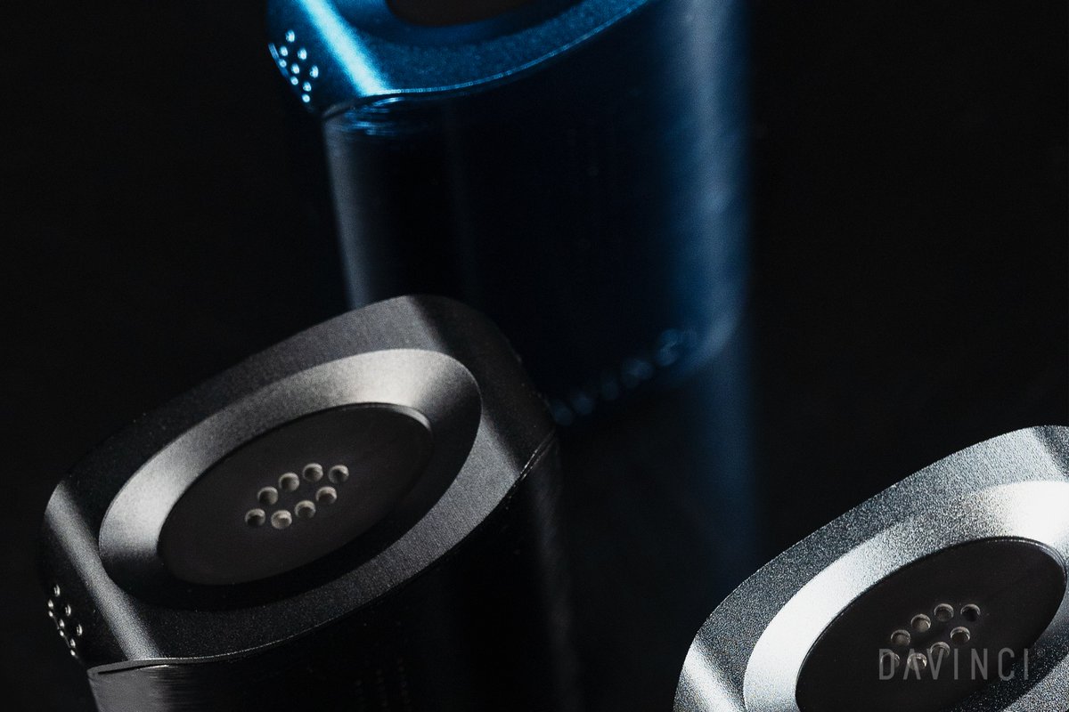 The IQ3 doesn’t compete with vaporizers.
It competes with bad science.

❌ No metals.
❌ No shortcuts.
✅ Glass + zirconia + ceramic.

The luxury isn’t in the price.
It’s in knowing every variable has been engineered for purity.

#DaVinciVaporizer #Purity #Elevation