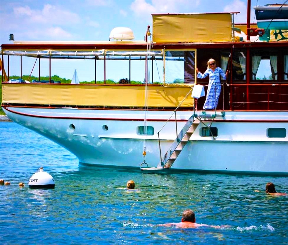 Endless Summer...The Old Swimming Hole Newport Style...😎