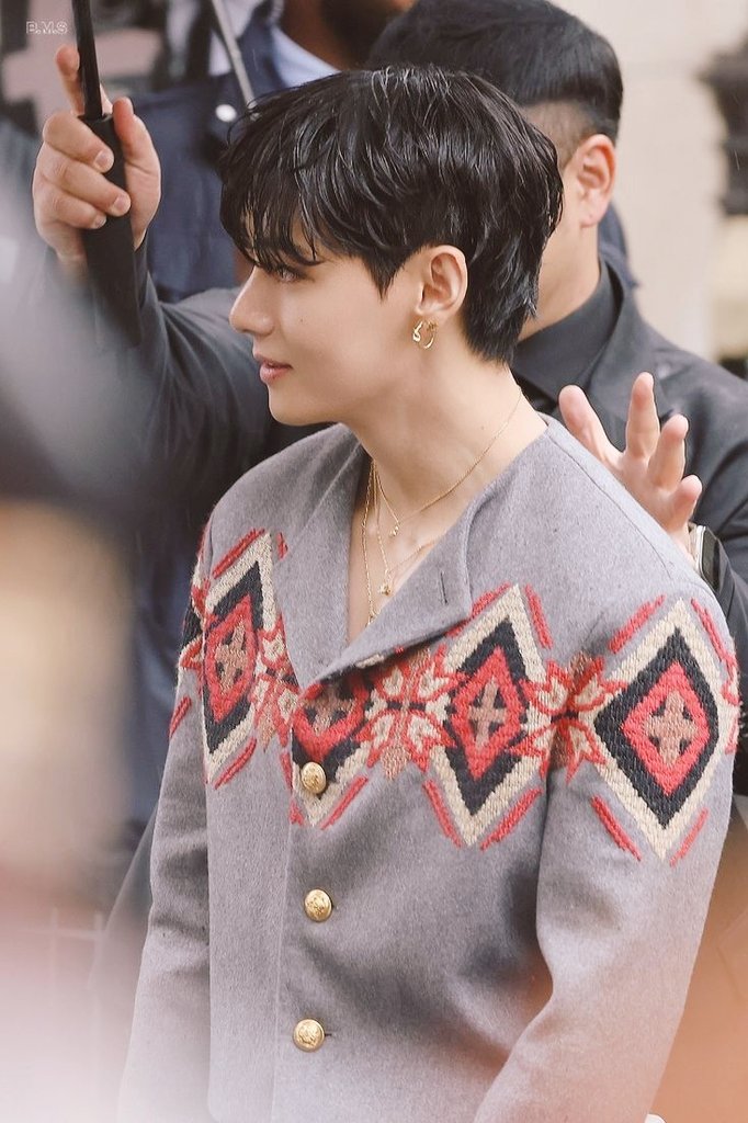 mahoneythv's tweet photo. the most perfect side profile. https://t.co/x2bEGWVhxI