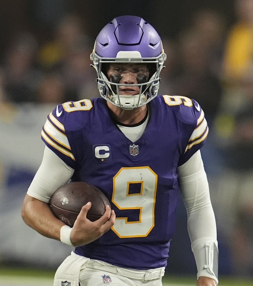 BleacherReport's tweet image. J.J. McCarthy 'likely' ruled out for Week 3 because of an ankle sprain, per Vikings HC Kevin O'Connell

Carson Wentz is the likely starter.