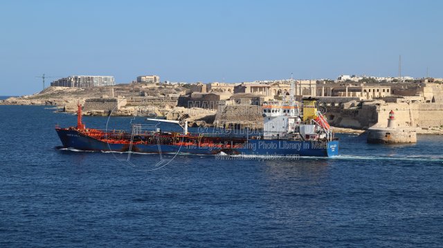 Shipguru's tweet photo. #falzonbunkering #chemicaloilproductstanker #SANTA_LUCIA #leaving #grandharbourmalta - 04.09.2025 - https://t.co/nfgboxcB5B - NO PHOTOS can be used or manipulated without our permission @Rich_Ships @ShippingTV @ShipsInPics @worldshipsoc @LowSulfurBunker https://t.co/uNyAP61L38