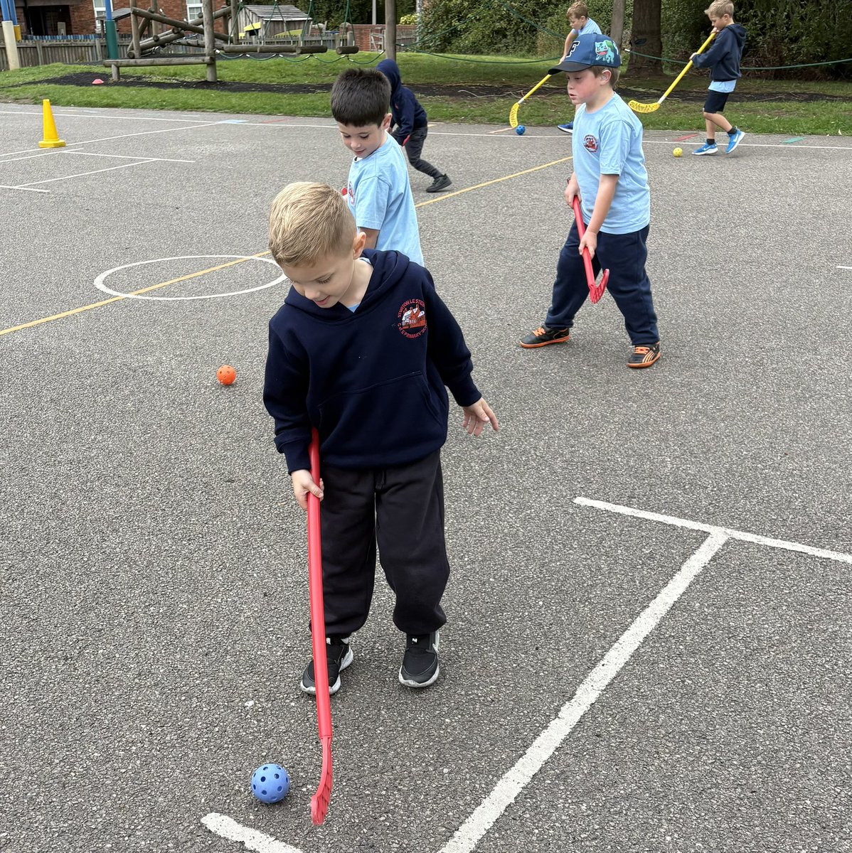 Hockey time 🏑 
<a href="/Sturtonhead/">Mark Elliott</a>