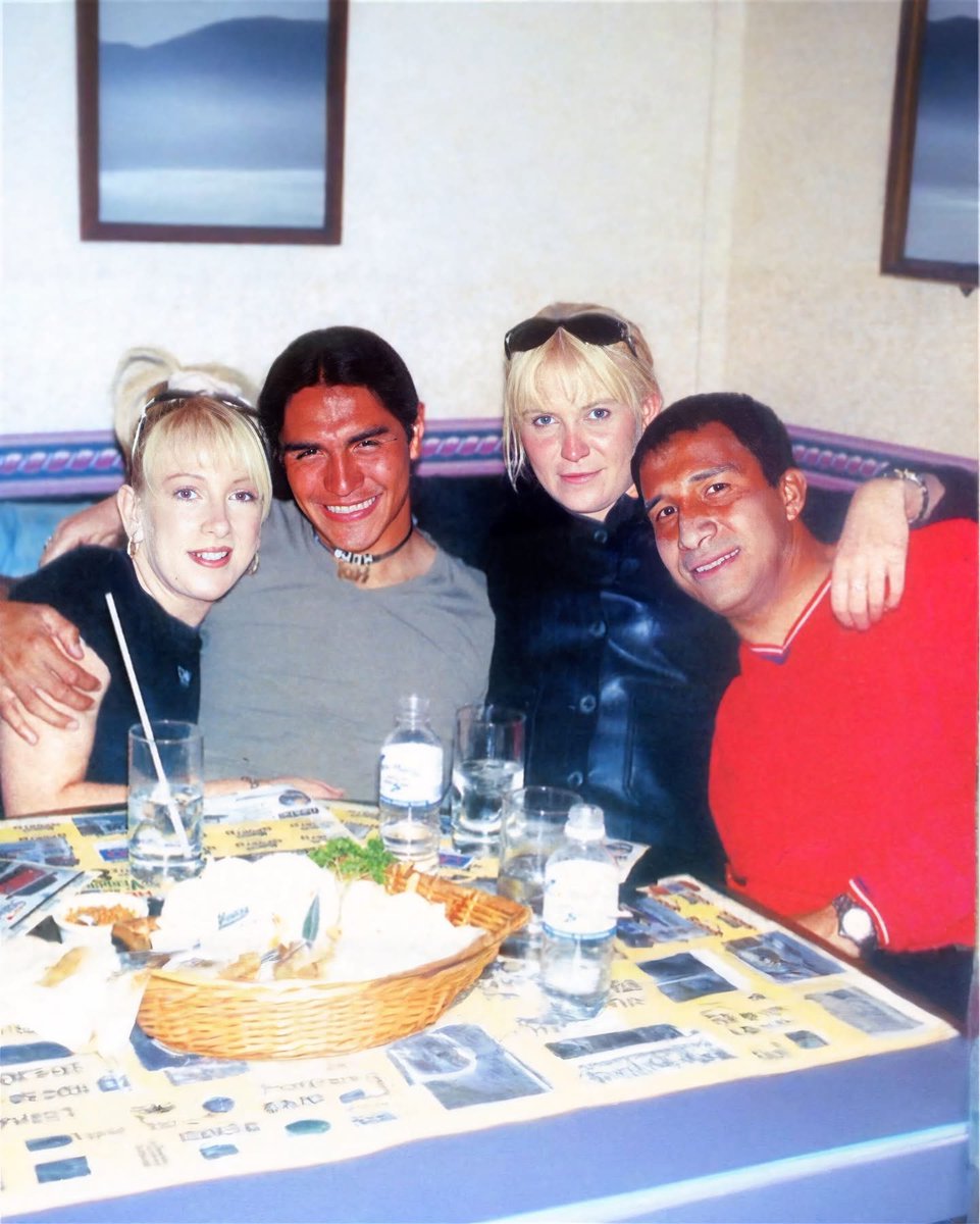 TendenciaMax's tweet image. "Conejo Perez y Palenvia":
Por las fotos que se filtraron de su experiencia durante el Mundial del 98