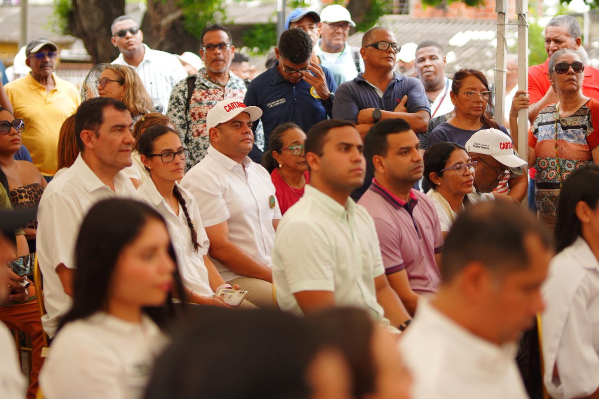 HOY en #LunesDeParque, dimos inicio oficial a las obras reconstrucción, adecuación y ampliación del emblemático y tradicional parque de la Virgencita de Blas de Lezo, 'Mi Barrio querido'  

Las obras comprenden la construcción de un quiosco, reconstrucción del altar de la Virgen;