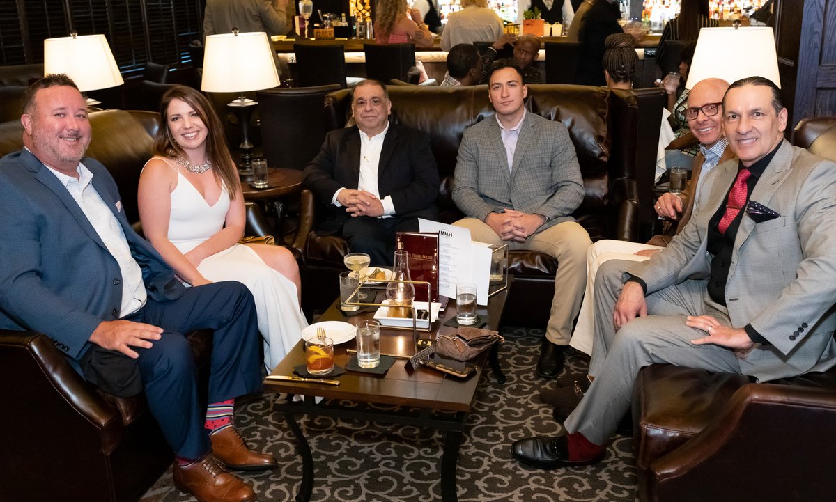 You don’t always notice clean air 💨 until you don’t have it. At Red Phone Booth, every location is equipped with advanced Blue Ox purification so you can enjoy cocktails in comfort.

Click here and discover the difference. bit.ly/4p3eDCm