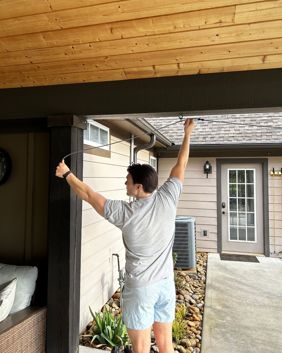 Misting at Lowe’s tweet media