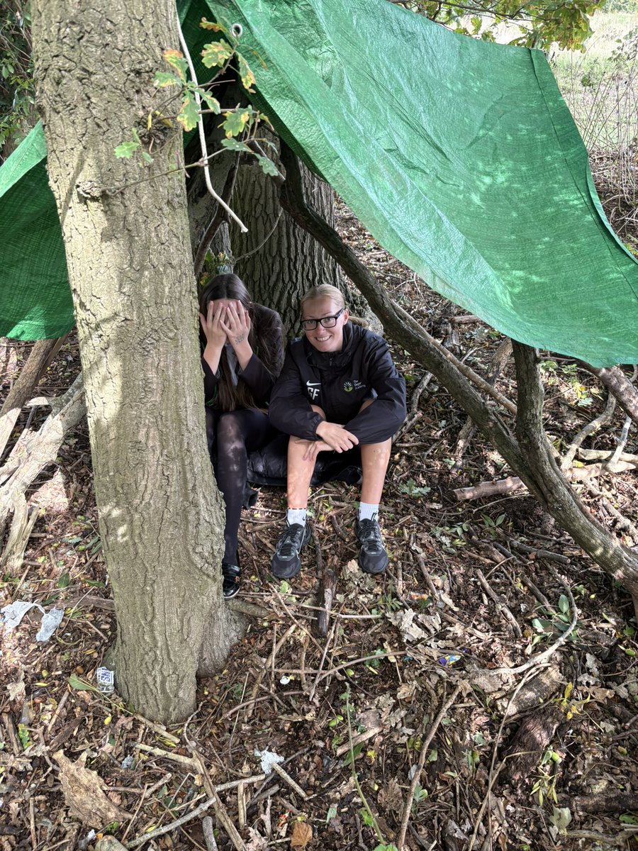 Our Outdoor Learning groups have been busy designing and building shelters! Great creativity, teamwork and resilience🏕️🪵 <a href="/MrSandsHT/">Mr Sands</a>