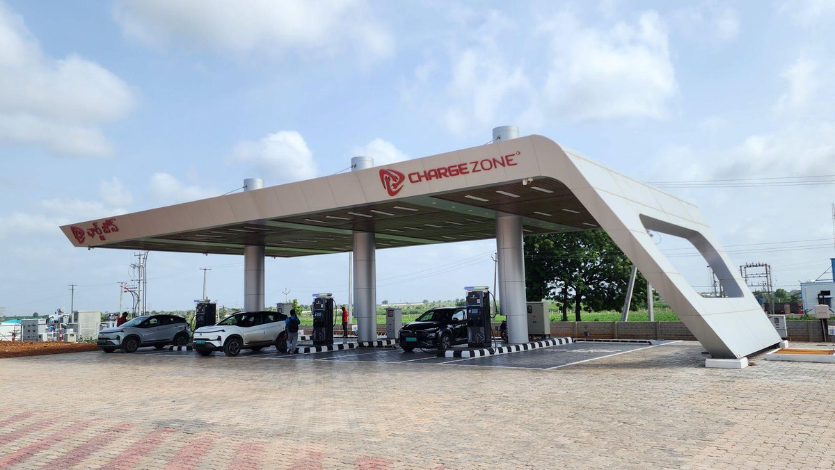 PlugShare (@plugshare) on Twitter photo Of charge point operators that have canopies, <a href="/ZoneCharge/">ChargeZone®</a> has some of the best looking ones out there. They help bring coverage in probable weather conditions, safety at night, and a beautiful look to the site. Stunning! Of charge point operators that have canopies, <a href="/ZoneCharge/">ChargeZone®</a> has some of the best looking ones out there. They help bring coverage in probable weather conditions, safety at night, and a beautiful look to the site. Stunning!