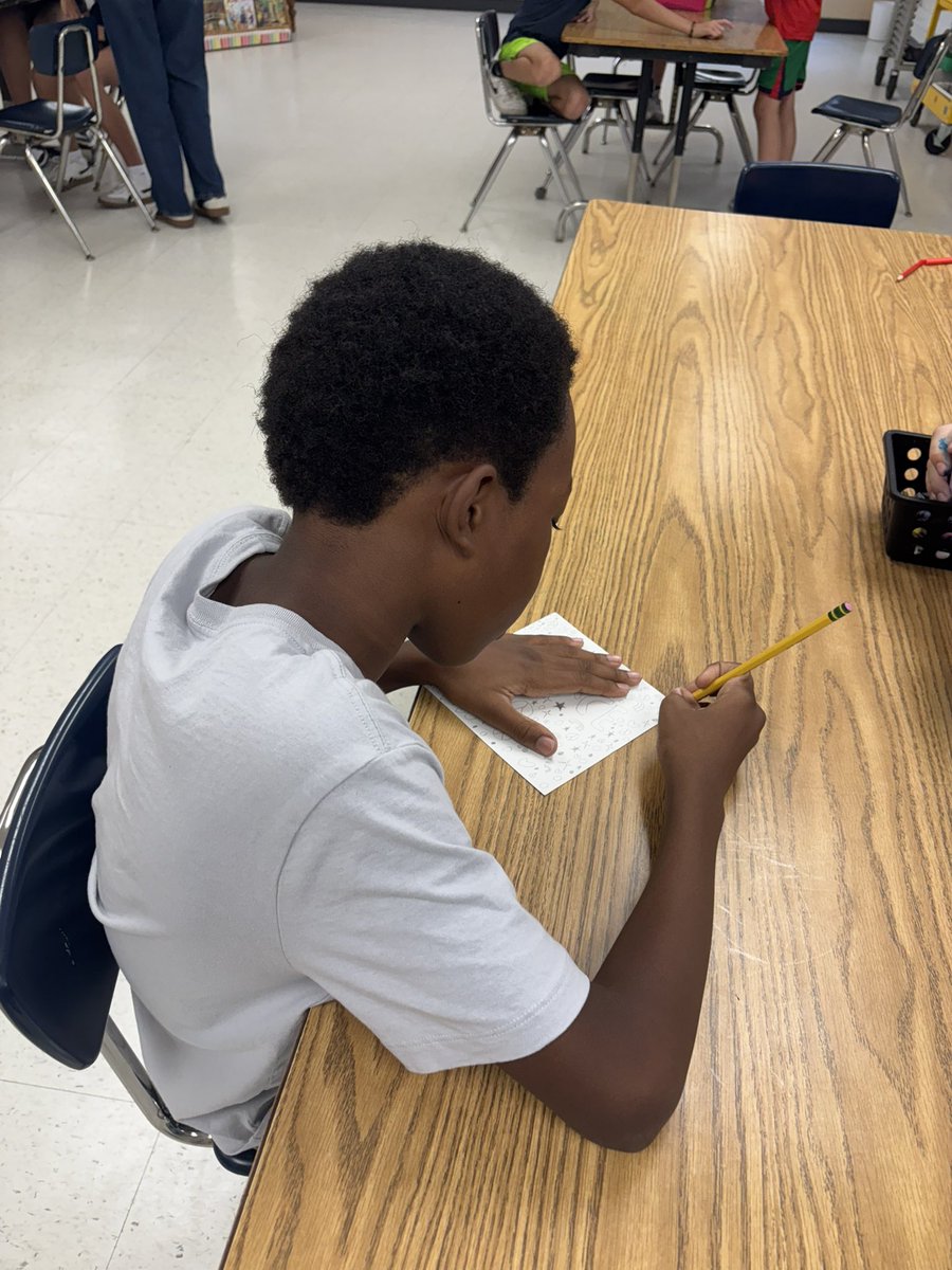 Students working on their pinwheel designs for our Pinwheels for Peace Project 🕊️✌️