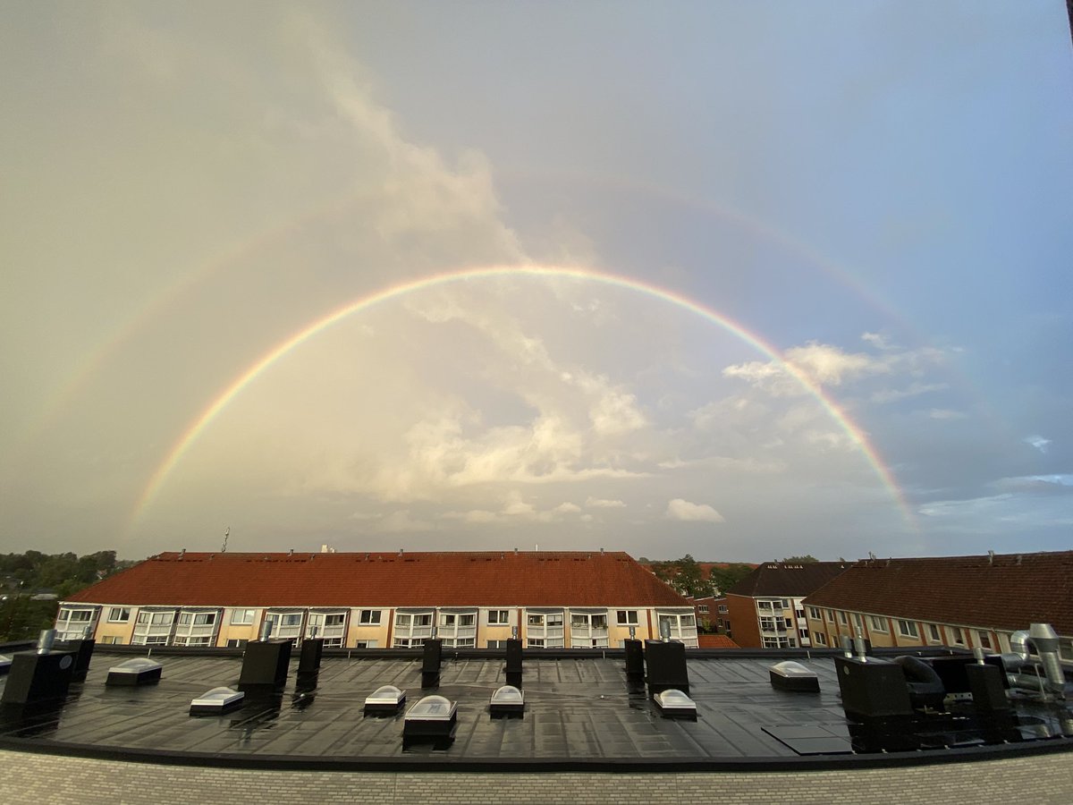 When rain and sunshine have a lovechild 🌈