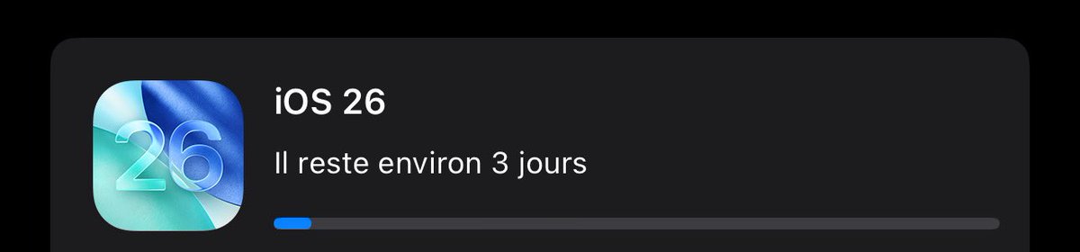 The fuck you mean 3 days 😭😭 Apple Time to upgrade servers and bandwith #ios26