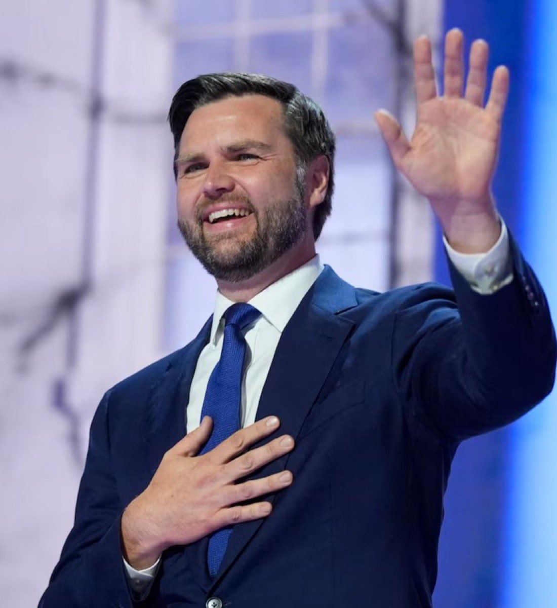 MAGAVoice's tweet photo. Raise your hand if you think JD Vance hosting the Charlie Kirk show did an amazing job https://t.co/SZP5JlnOZJ