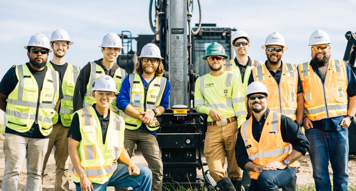 CalibrateVC's tweet image. Big news from Calibrate portfolio company @BuiltRobotics: the team has signed a multi-year agreement with Blattner to deploy its robotic piling systems across solar projects nationwide.

This partnership strengthens safety and efficiency on solar construction sites—an important…