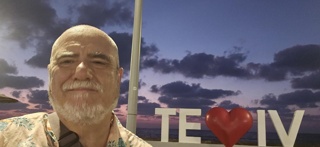 Nas noches desde Israel.