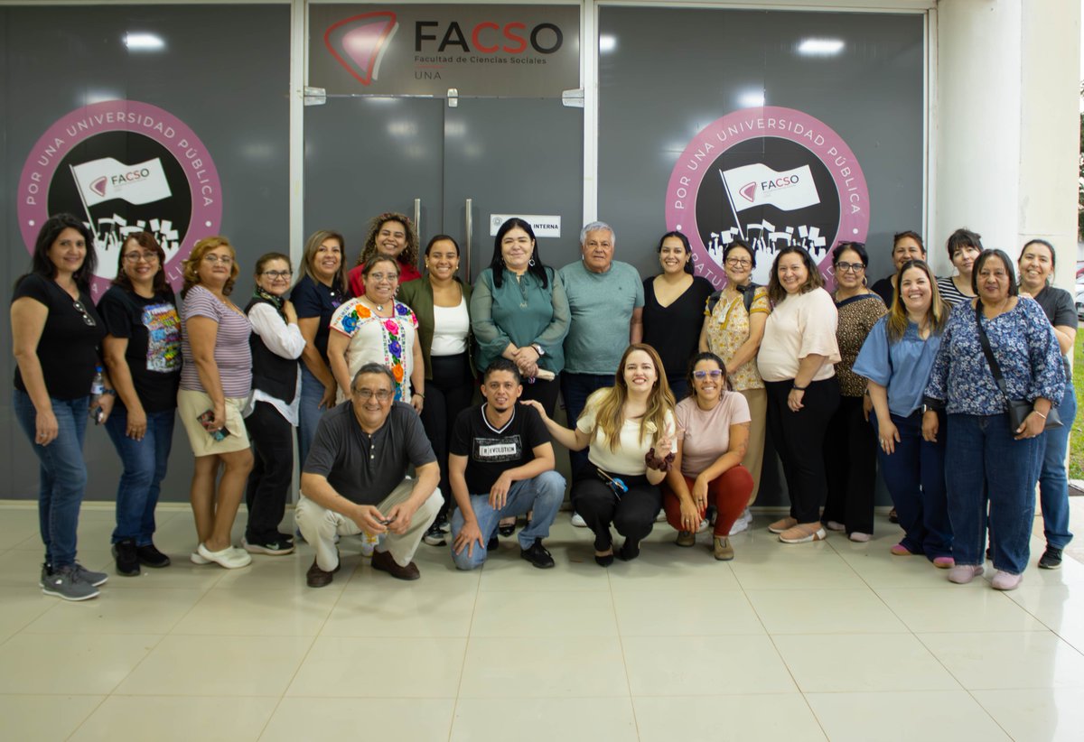 🟣 Este lunes 15 de septiembre, la FACSO-UNA, encabezada por la Decana, Prof. Ada Vera Rojas, recibió la visita de referentes de la Federación Internacional de Trabajo Social (FITS) facebook.com/share/p/1E94v2…