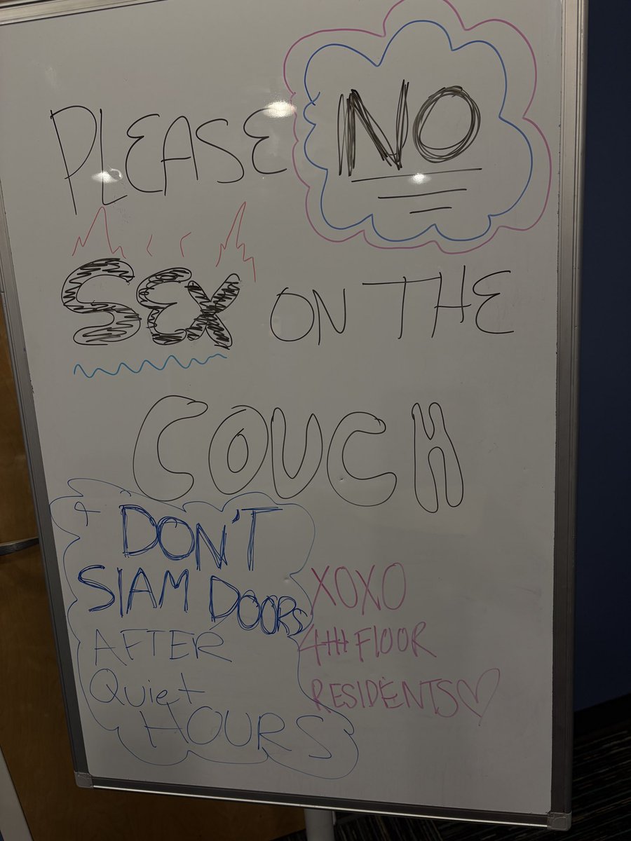 brehindyou's tweet photo. please no sex on the couch https://t.co/JZDPhXsWru